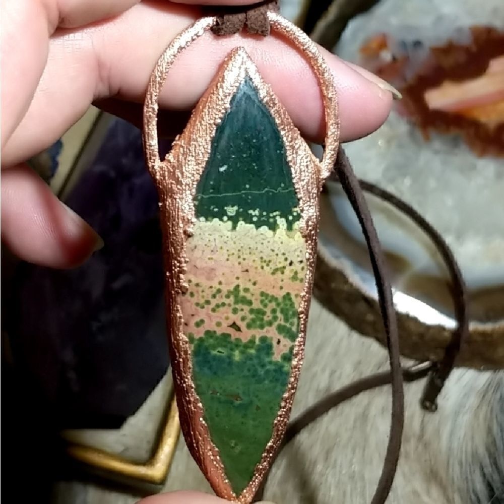 'Extraterrestrial' Mixed Gemstone Necklace - Picture 4 of 5